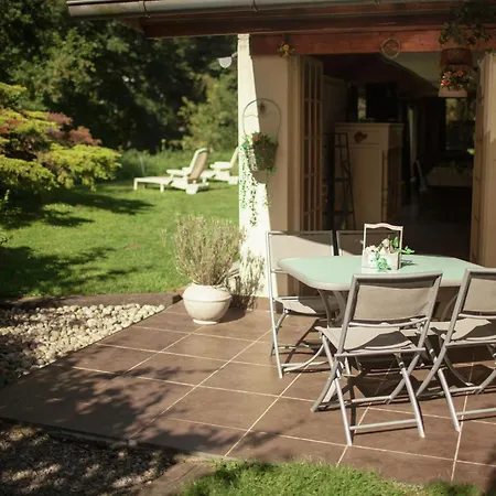 Chalet Near The Mill Pond With A Beautiful Garden Tatil Evi