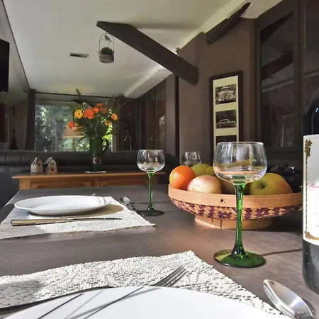 Chalet Near The Mill Pond With A Beautiful Garden Le Ponchel