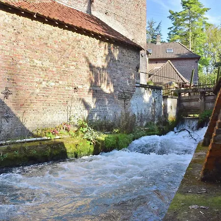 Tatil Evi Chalet Near The Mill Pond With A Beautiful Garden